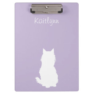 Flaumiger Kitty und Tatzen auf Lila Klemmbrett