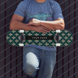 Fleur de Lis, Beige auf Grün, Royal, Ihr Name Skateboard