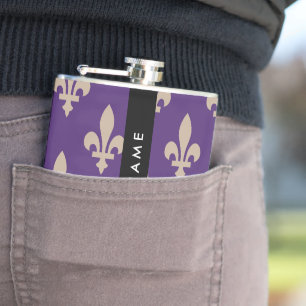 Fleur de Lis, Beige auf Lila, Königlich, Ihr Name Flachmann