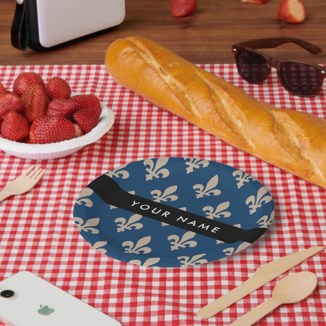 Fleur de Lis, Beige auf Navyblau, Royal, Ihr Name Pappteller (Picknick)
