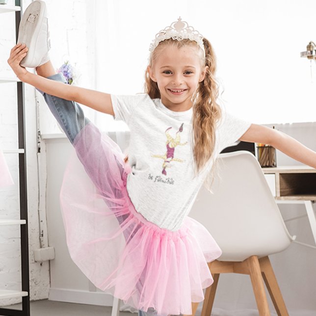 Flexible Katze Acrobat T-Shirt (Von Creator hochgeladen)