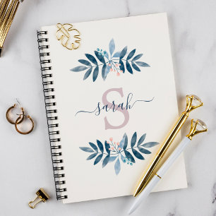 Flieder-Aquarell-Blumenmonogramm Notizbuch