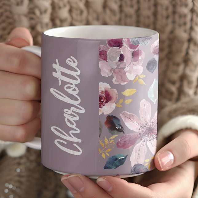 Flieder Blumenmuster Monogramm Kaffeetasse (Von Creator hochgeladen)