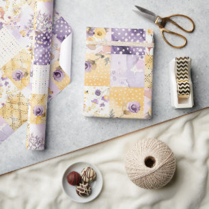 Flieder Gelber Quilt Gingham Cottagecore Floral Geschenkpapier