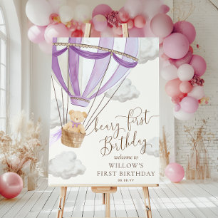 Flieder Teddybär Beary First Geburtstag Willkommen Poster