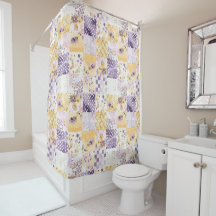 Fliederfarbene Patchwork-Quiltdecke im rustikalen