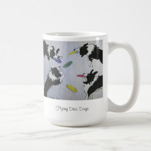 Fliegen-Disc verfolgt Tasse