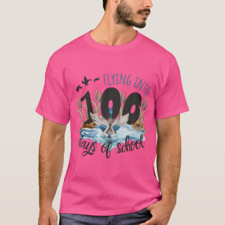 Fliegend in 100 Tage Schule Entenjagd 100. T-Shirt