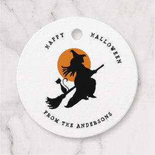 Fliegende Hexe & Katzenschwarz & Weiß Halloween Geschenkanhänger