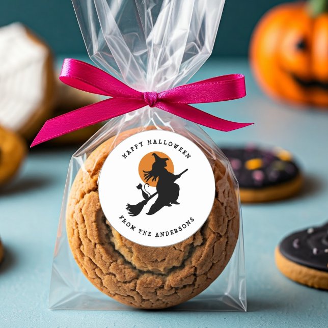 Fliegende Hexe & Katzenschwarz & Weiß Halloween Runder Aufkleber (Von Creator hochgeladen)