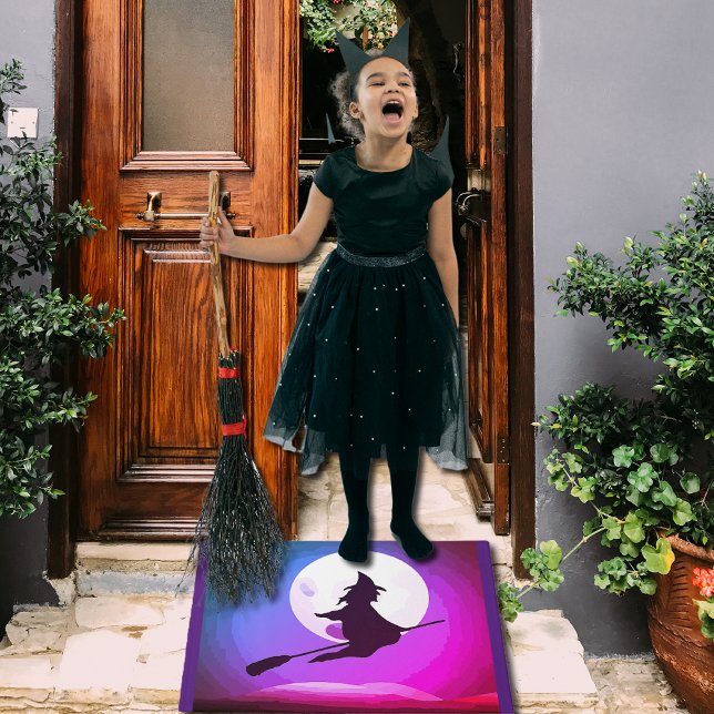 Fliegende Hexe mit Vollmond Nr. 3 Fußmatte (Von Creator hochgeladen)