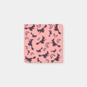 Fliegende Hexe zwischen Halbmond in der Halloween- Post-it Klebezettel