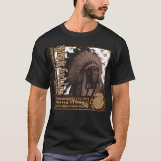 Fliegender Hawk Legendärer Oglala Lakot-Krieger T-Shirt