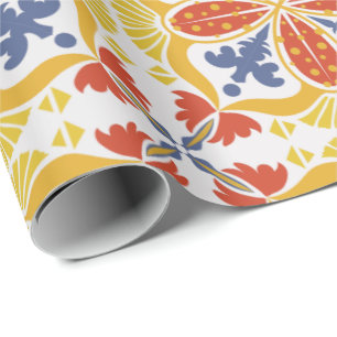 Fliesenmuster mit aufwendigen floralen Motiven in Geschenkpapier