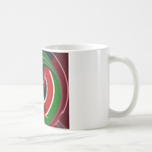 Fließende kenianische Flagge: Ein modernes Design Tasse