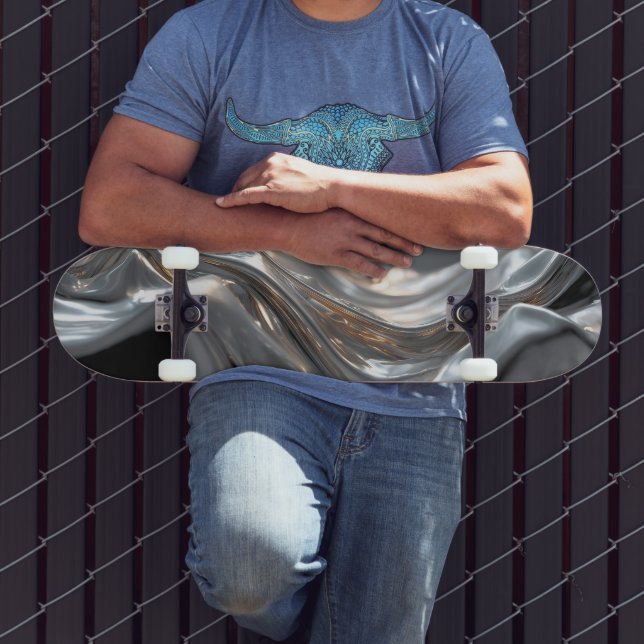 Fließende Silber- und Gold-Metallic Skateboard (Außenbereich 3)