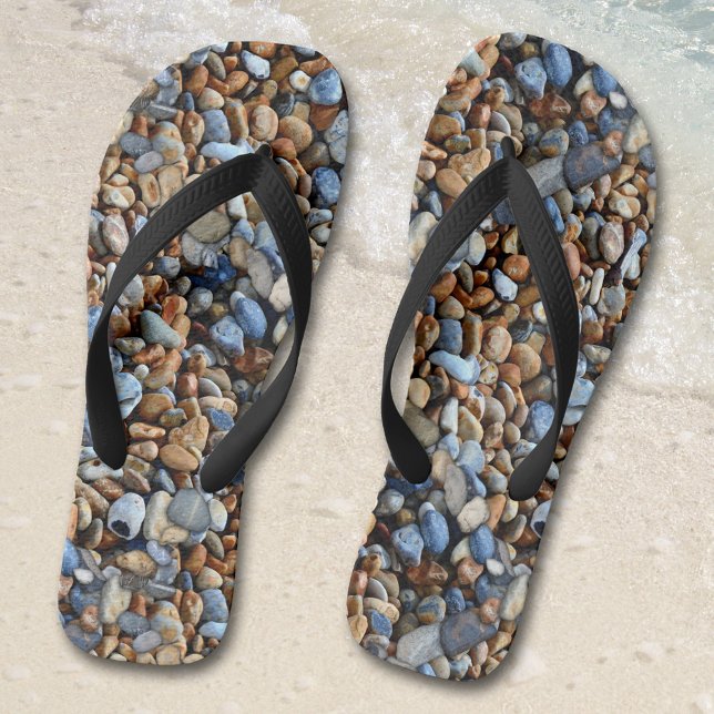 Flip Flops für Beach Pebbles (Flip flops featuring a pattern with beach pebbles)