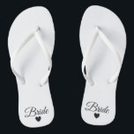 Flip-Flops - Herz-Fab-Bride Flip Flops<br><div class="desc">Flip Flops für die Braut! Einfach anpassbar,  ändern Sie die Farbe der Band,  die Sohle,  fügen Sie Text oder andere Bilder!</div>