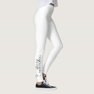 Flitterwochenschrift Weiß mit Monogrammen und Herz Leggings