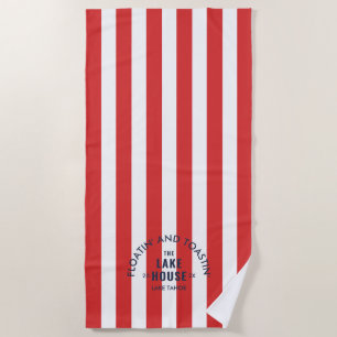 Floaten und Toasten im Lake House Red Stripe Strandtuch