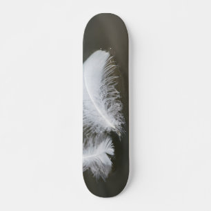 Floating Gänsefeathers Skateboard