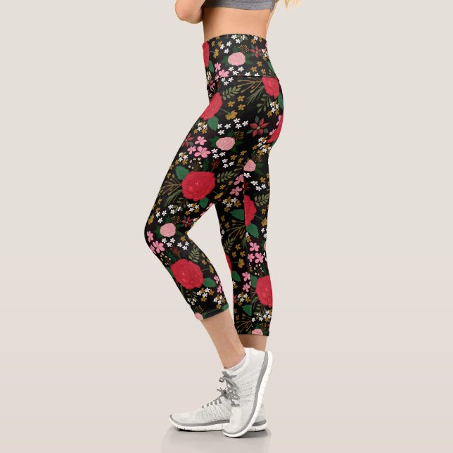 Flora-rosa Rote Rosen Schwarzes Muster Capri Leggings (Links)