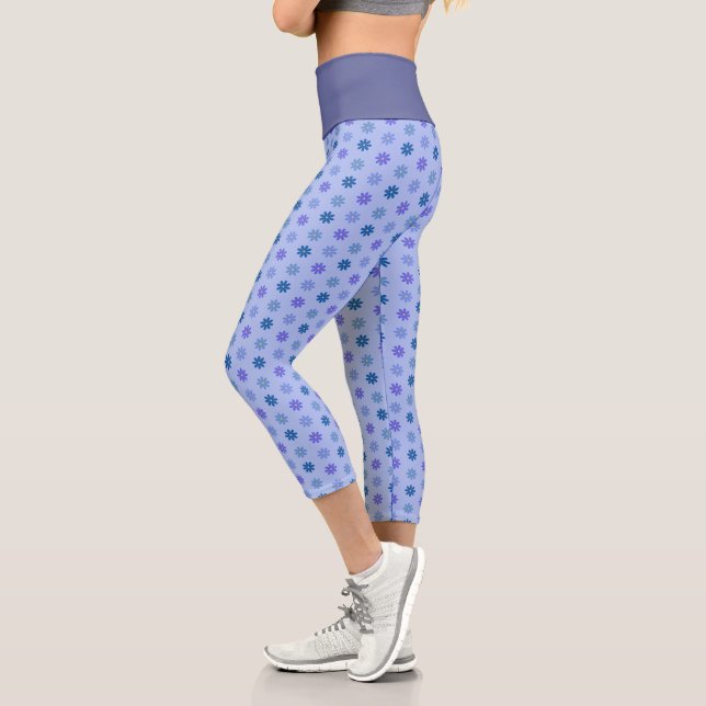Floral Blue Pattern Capri Leggings (Links)