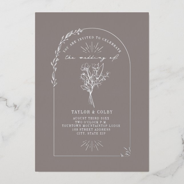 Floral Bouquet Arch Amethyst Wedding Folieneinladung (Vorderseite)