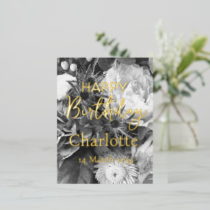 Floral Bouquet Happy Birthday Black and White Folien Feiertagspostkarte