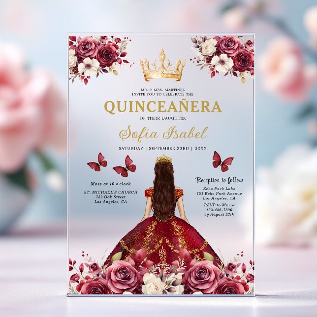 Floral Burgundy Butterfly Prinzessin Quinceanera Acryleinladungen (Von Creator hochgeladen)