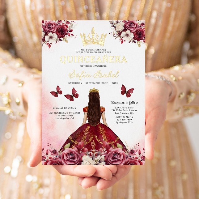 Floral Burgundy Butterfly Prinzessin Quinceanera Folieneinladung (Von Creator hochgeladen)