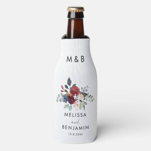 Floral Burgundy Elegante Script-Gastgeschenk Hochz Flaschenkühler (Flaschenvorderseite)