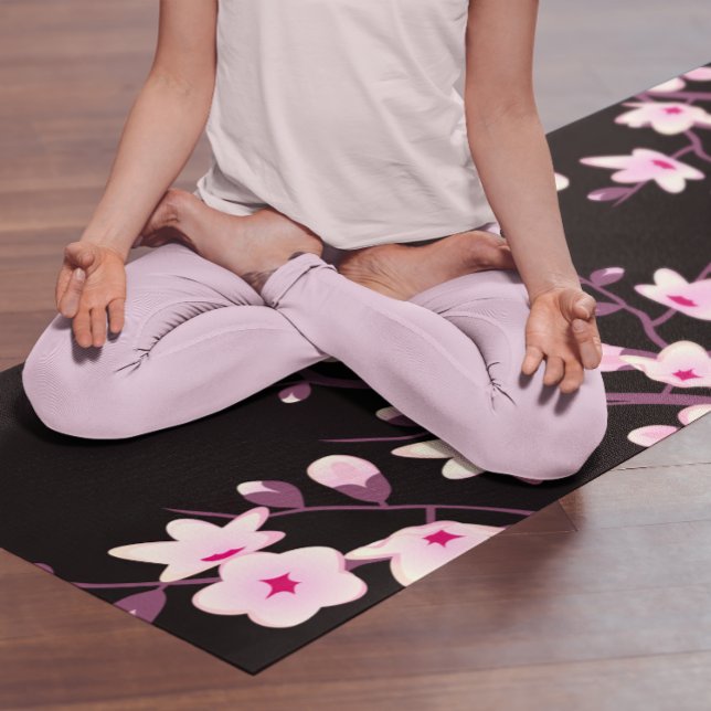 Floral Cherry Blossom Pink Black Yogamatte (Von Creator hochgeladen)