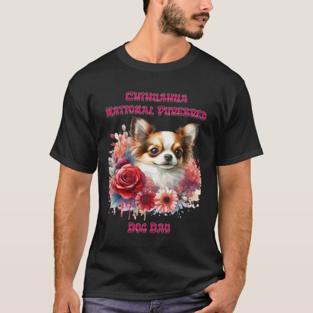 Floral Chihuahua A Petite Canine Blooms T-Shirt (Vorderseite)