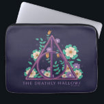 Floral Deathly Hallows Graphic Laptopschutzhülle<br><div class="desc">HARRY POTTER™ | Karo aus diesem Blumenkohl Todesschluchssymbol!</div>
