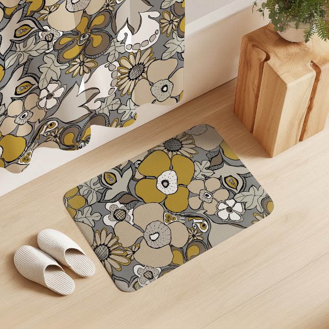 Floral Doodles Mustard Beige Taupe Grey Black Badematte (Von Creator hochgeladen)