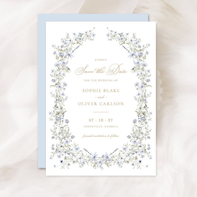 Floral Elegant Dusty Blue Wreath Save the Date Einladung (Von Creator hochgeladen)