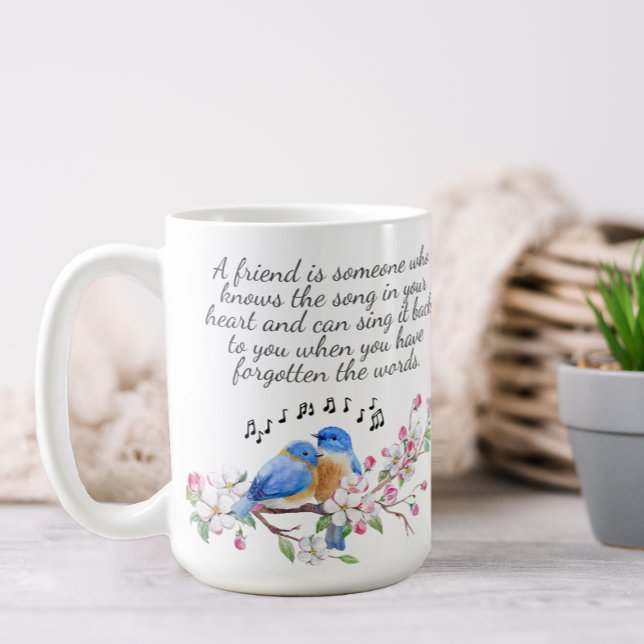 Floral Friendship Kaffeetasse (A pretty floral mug decorated with birds and flowers and a quote about friendship.)
