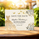 Floral Gold Save the Date Geburtstag Quinceanera<br><div class="desc">Erzählen Sie Ihren besonderen Tag mit der Floral Gold Save the Date Quinceañera Karte. Dieses elegante Design besticht durch luxuriöse goldene Blumenakzente, die Eleganz und Charme ausstrahlen. Das Hotel ist ideal, um den Ton für Ihre kommende Quinceañera zu bestimmen, und vereint Save the Date eine Touch von regaler Schönheit mit...</div>