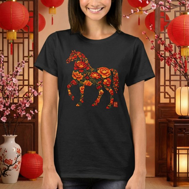 Floral Horse Silhouette Chinese Botanical Art T-Shirt (Von Creator hochgeladen)