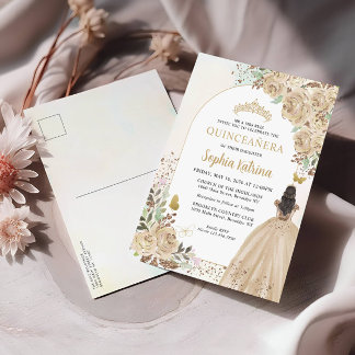 Floral Light Gold Princess Birthday Quinceanera Einladungspostkarte