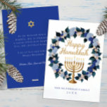 Floral Menorah Hanukkah Holiday Card Feiertagskarte<br><div class="desc">Feiern Sie Hanukkah mit Anmut und Tradition mit dieser schönen Urlaubskarte mit einer goldenen Menorah, umgeben von einem üppigen Blumenkranz in Aquarell in Blau, Marine und errötet. Das elegante Gold-Script-Gruß und die vollständig anpassbare Botschaft auf der Rückseite machen es perfekt, um warme Wünsche an Freunde und Familie zu senden. Personalisieren...</div>