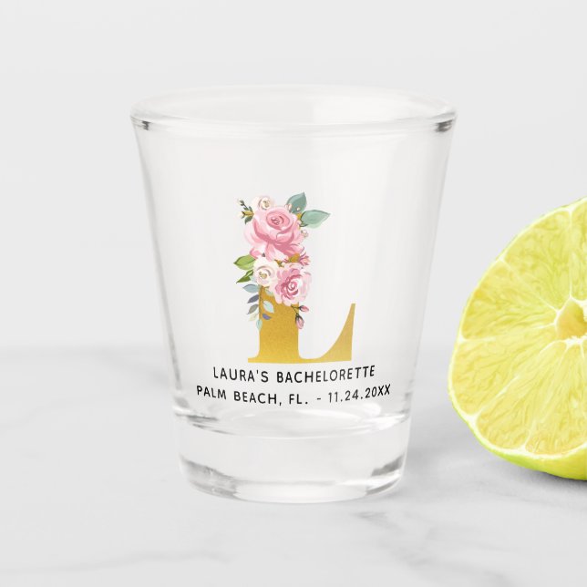 Floral Monogram L Bachelorette Weekend Party Name Schnapsglas (Vorderseite)