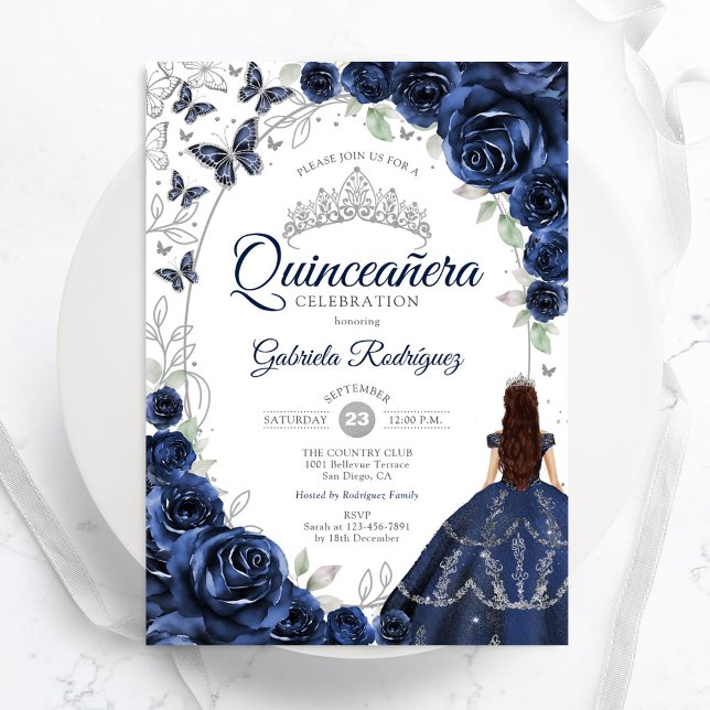 Floral Navy Silver Quinceanera Einladung (Von Creator hochgeladen)
