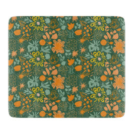 Floral pattern on a dark green background schneidebrett