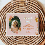 Floral Retro Foto Geburtstag Danke Karte<br><div class="desc">Vielen Dank an Ihren Gast im Retro-Stil! Dieses Design ist mit handgezeichneten Wildblumen in einer böhmischen Farbpalette aus Braun und Terrakotta, Beige, Pink und Gelb gestaltet. Ideal für Retro- und Boho-Party-Themen im Frühling und Sommer. Das Template Foto und der Text sind leicht zu verändern und es ist ein schöner Sake...</div>
