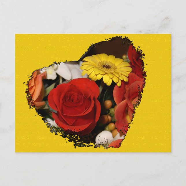 Floral Save the Date Heart Shaped Bouquet Postkarte (Vorderseite)