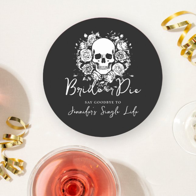 Floral Skull Gothic Black Bachelorette Party  Runder Pappuntersetzer (Von Creator hochgeladen)