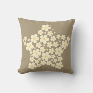 Floral Star Pillow – Beige Botanical Home Decor  Kissen