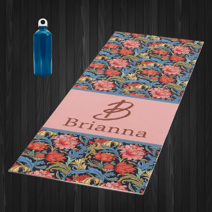 Florales Monogramm Rosa Blau im Stil von William M Yogamatte